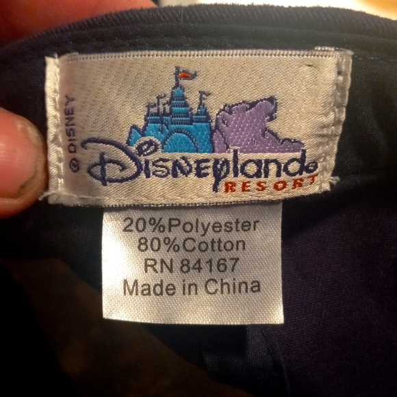 Disney Resort custom original Mickey skulls and cross bones,surf board van - Picture 6 of 6